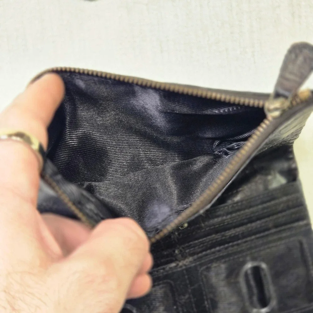 COCHOA Bifold Brown Distressed Zipper Pouch Travel RFID Blocking Leather Wallet